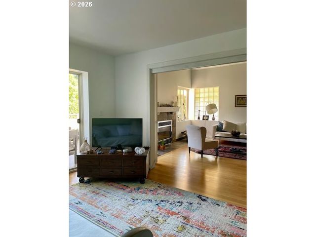 6605 W BURNSIDE St 156, Portland, OR 97210