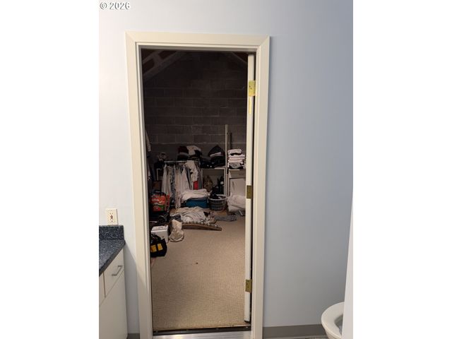 6605 W BURNSIDE St 156, Portland, OR 97210