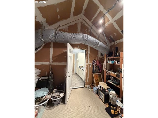 6605 W BURNSIDE St 156, Portland, OR 97210