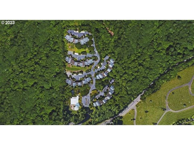 6605 W BURNSIDE St 156, Portland, OR 97210