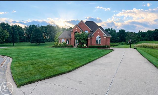 69497 Meadowbrook Lane, Bruce Twp, MI 48065
