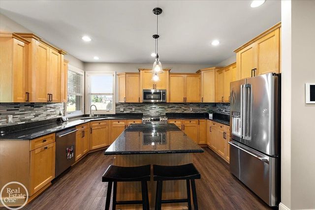 69497 Meadowbrook Lane, Bruce Twp, MI 48065