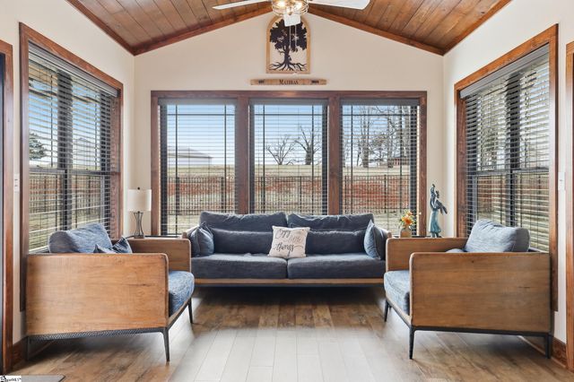 520 Holly Bush Road, Easley, SC 29640