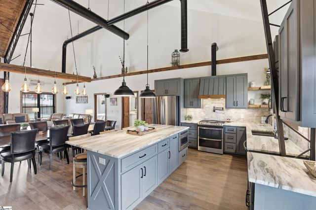 520 Holly Bush Road, Easley, SC 29640