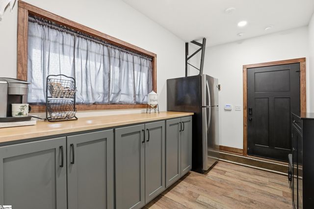 520 Holly Bush Road, Easley, SC 29640