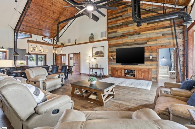 520 Holly Bush Road, Easley, SC 29640