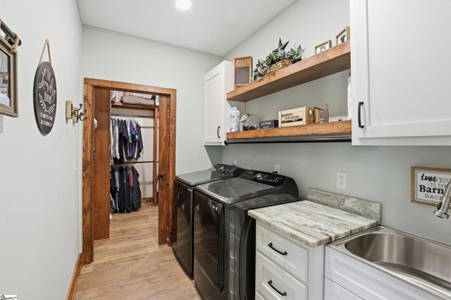 520 Holly Bush Road, Easley, SC 29640