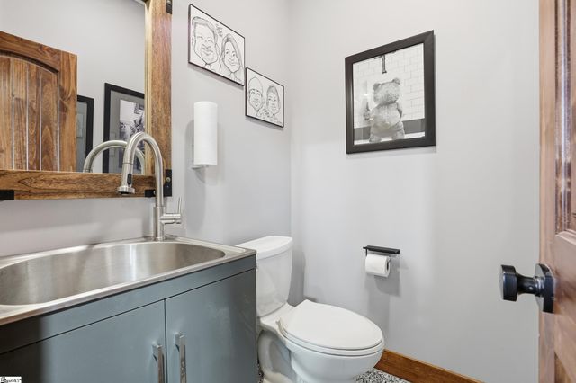 520 Holly Bush Road, Easley, SC 29640