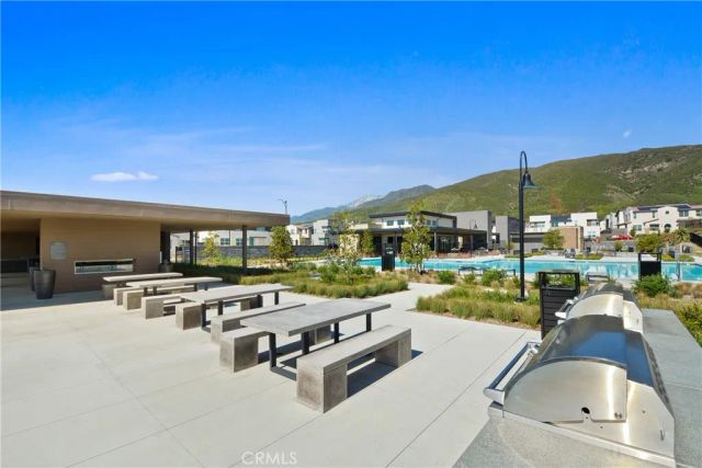 15916 Caterpillar Drive, Fontana, CA 92336