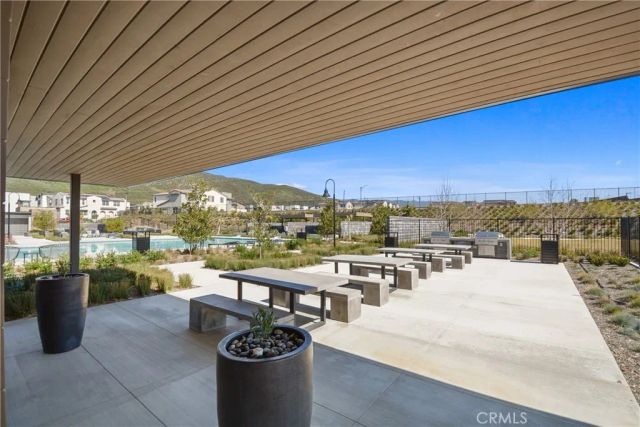 15916 Caterpillar Drive, Fontana, CA 92336