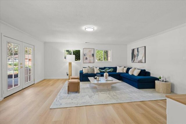 12095 Brookglen Drive, Saratoga, CA 95070