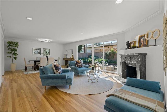 12095 Brookglen Drive, Saratoga, CA 95070