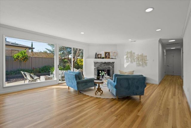 12095 Brookglen Drive, Saratoga, CA 95070