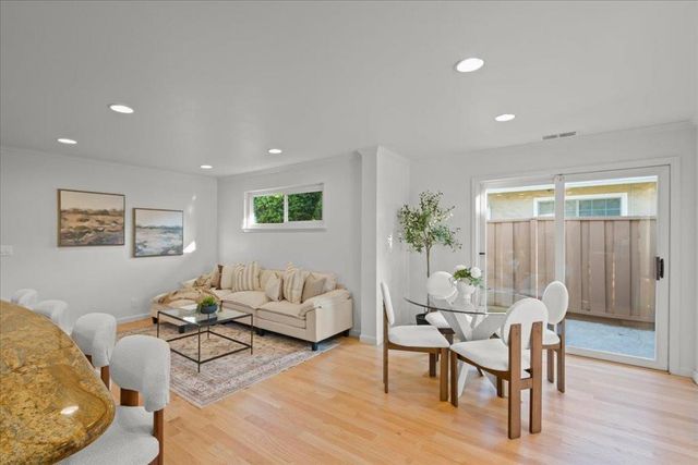 12095 Brookglen Drive, Saratoga, CA 95070