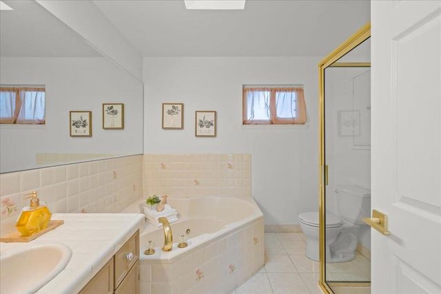 12095 Brookglen Drive, Saratoga, CA 95070