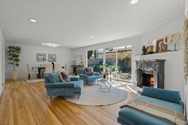 12095 Brookglen Drive, Saratoga, CA 95070