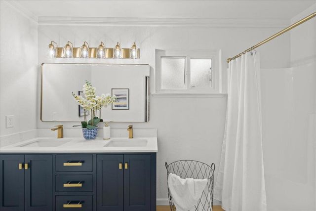 12095 Brookglen Drive, Saratoga, CA 95070