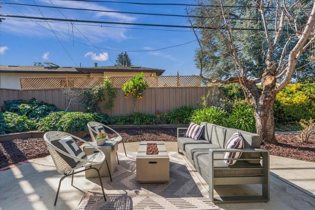 12095 Brookglen Drive, Saratoga, CA 95070