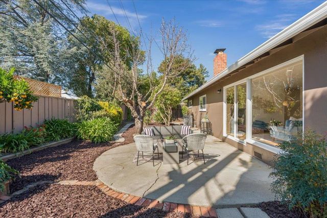 12095 Brookglen Drive, Saratoga, CA 95070