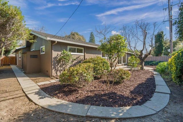 12095 Brookglen Drive, Saratoga, CA 95070