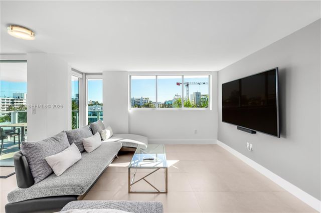 1133 102nd St 601, Bay Harbor Islands, FL 33154