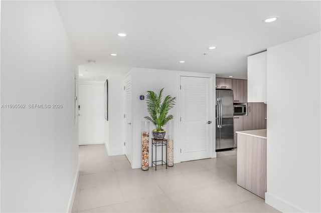 1133 102nd St 601, Bay Harbor Islands, FL 33154