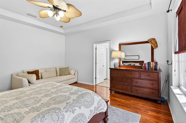 6604 PORTLAND OAK COURT, Tampa, FL 33647