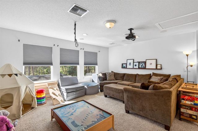 6604 PORTLAND OAK COURT, Tampa, FL 33647