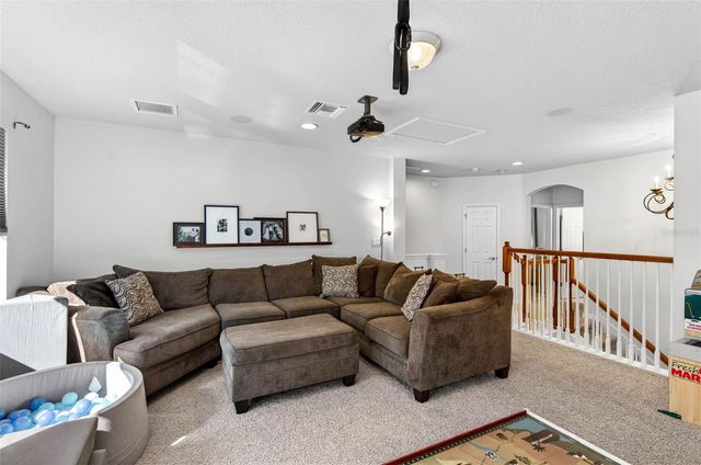 6604 PORTLAND OAK COURT, Tampa, FL 33647