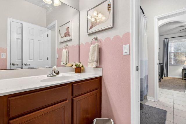 6604 PORTLAND OAK COURT, Tampa, FL 33647