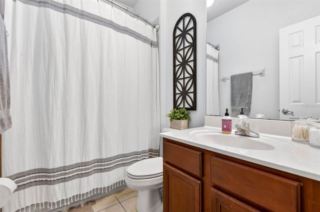 6604 PORTLAND OAK COURT, Tampa, FL 33647