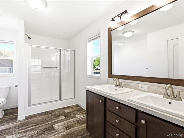 10914 Le Grande Court, Ira, MI 48023