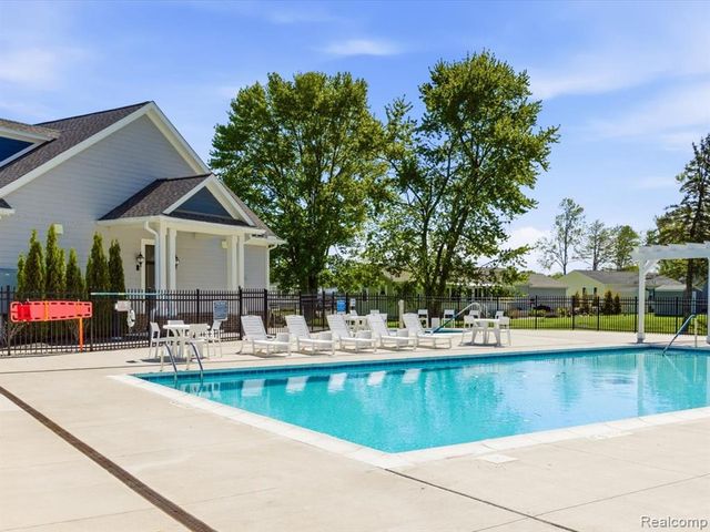 10914 Le Grande Court, Ira, MI 48023