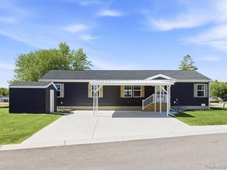10914 Le Grande Court, Ira, MI 48023