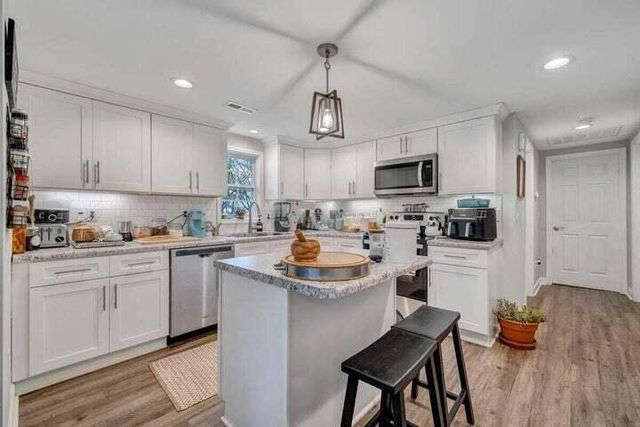 945 Burnt Chimney RD, Wirtz, VA 24184