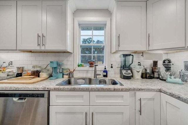 945 Burnt Chimney RD, Wirtz, VA 24184