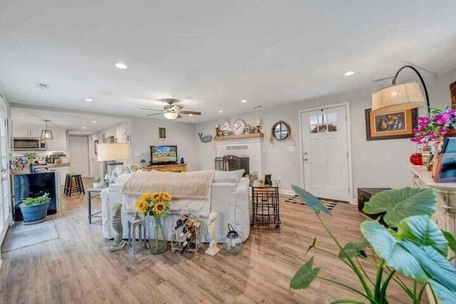 945 Burnt Chimney RD, Wirtz, VA 24184