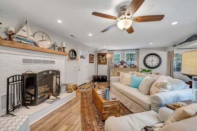 945 Burnt Chimney RD, Wirtz, VA 24184