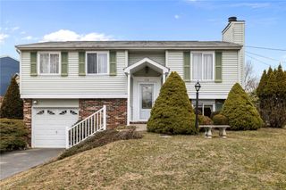 110 Lager Dr, West Deer, PA 15044