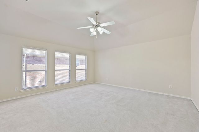 5828 Ivy Glen Drive, Grand Prairie, TX 75052