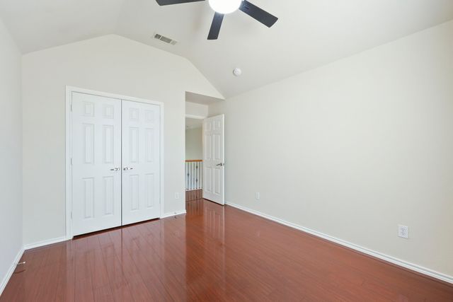 5828 Ivy Glen Drive, Grand Prairie, TX 75052