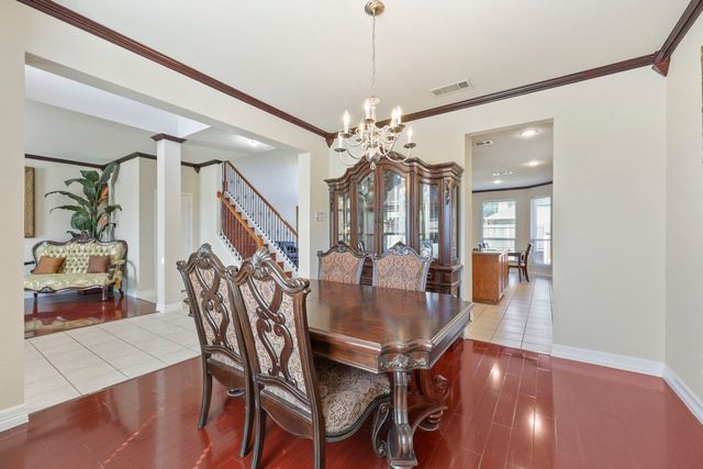 5828 Ivy Glen Drive, Grand Prairie, TX 75052