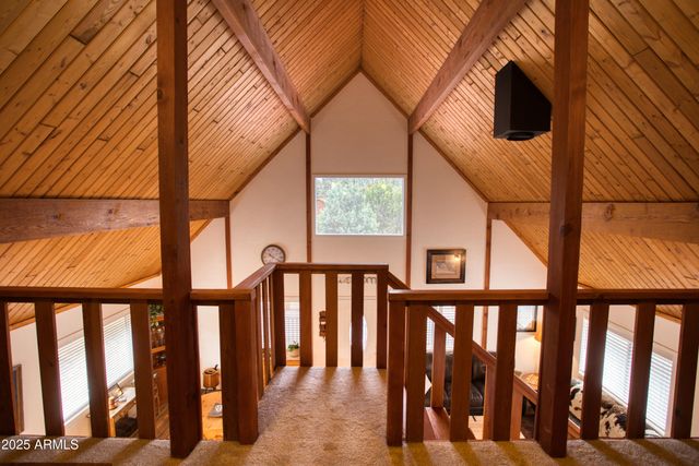 1912 Little Doe Trail, Overgaard, AZ 85933