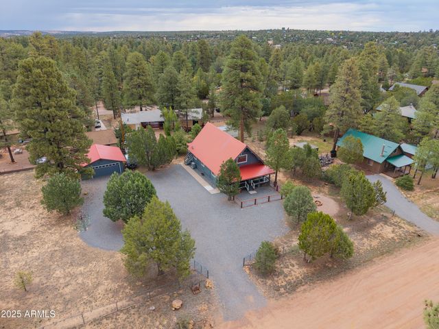 1912 Little Doe Trail, Overgaard, AZ 85933
