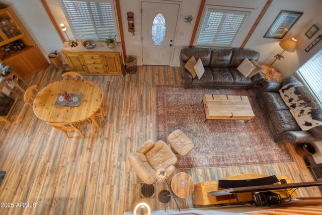 1912 Little Doe Trail, Overgaard, AZ 85933