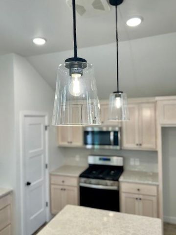 3125 Gunnison River Drive, Yukon, OK 73099