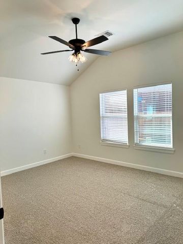 3125 Gunnison River Drive, Yukon, OK 73099