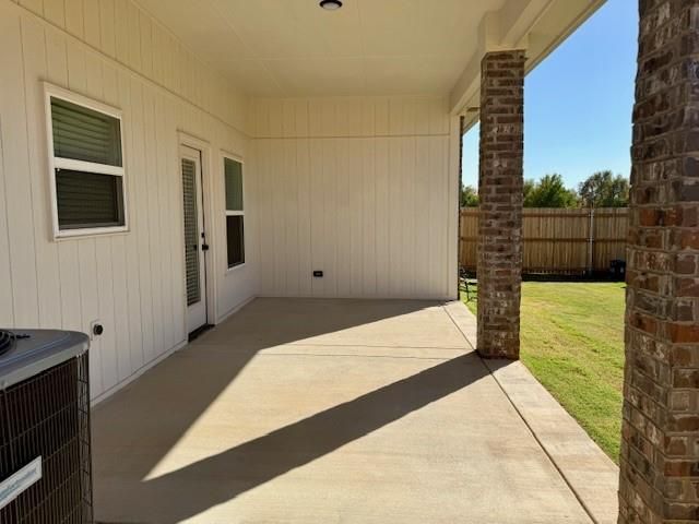 3125 Gunnison River Drive, Yukon, OK 73099