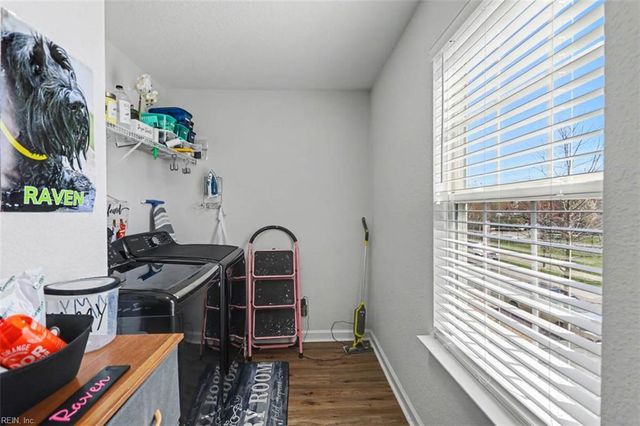 326 Sedium LN, Portsmouth, VA 23701