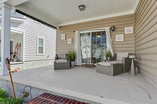 326 Sedium LN, Portsmouth, VA 23701